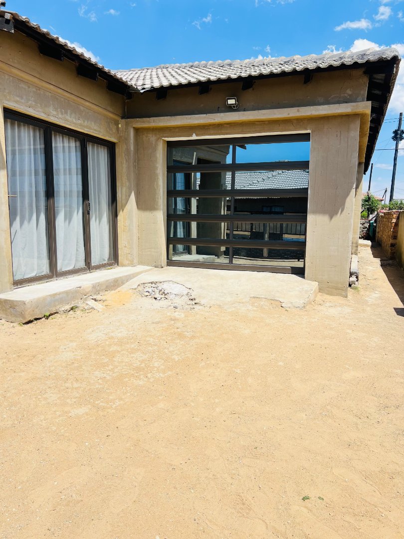 4 Bedroom Property for Sale in Amelia Free State